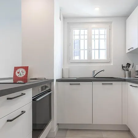 Apartment Beau 40m² Proche Du Centre *