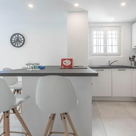 Apartment Beau 40m² Proche Du Centre Saint-Raphael (Var)